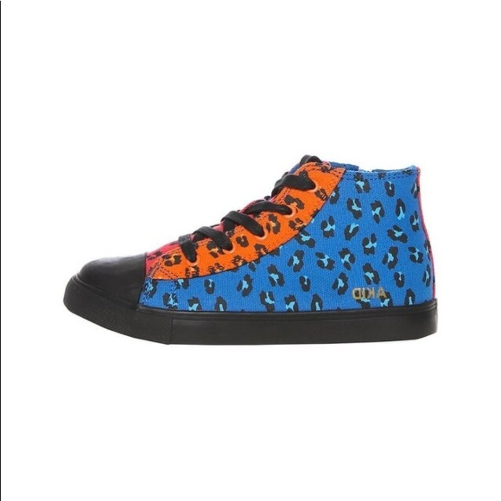 #53❤️ New AKID Anthony Leopard Hi Tops Size 5 Youth